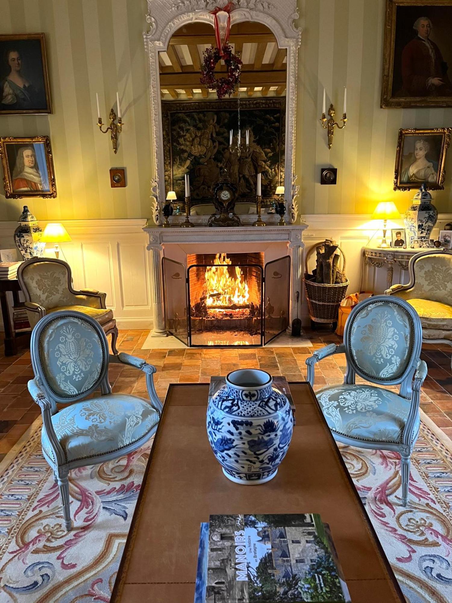 Chateau De Cadouzan Saint-Dolay Luaran gambar