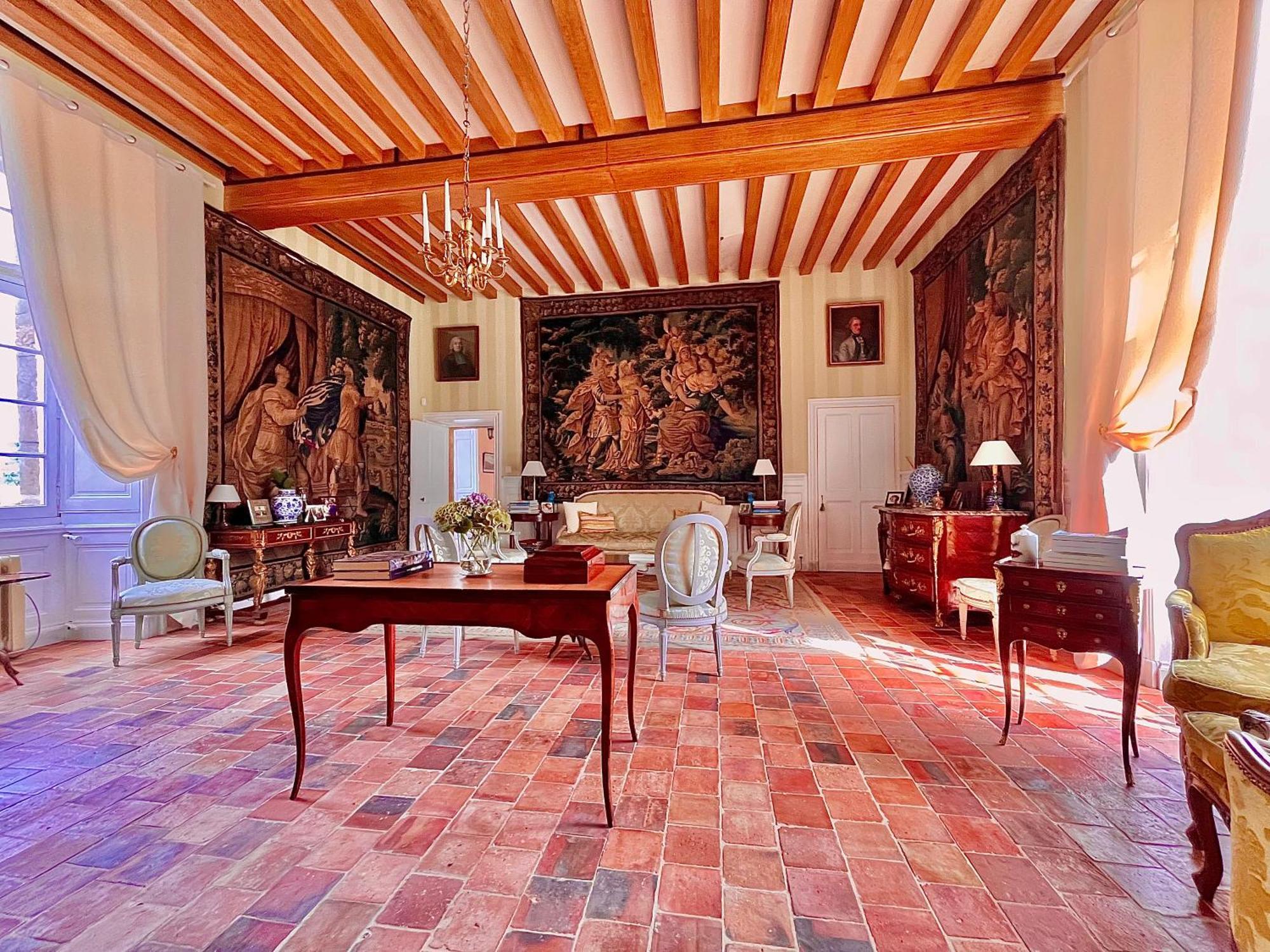 Chateau De Cadouzan Saint-Dolay Luaran gambar