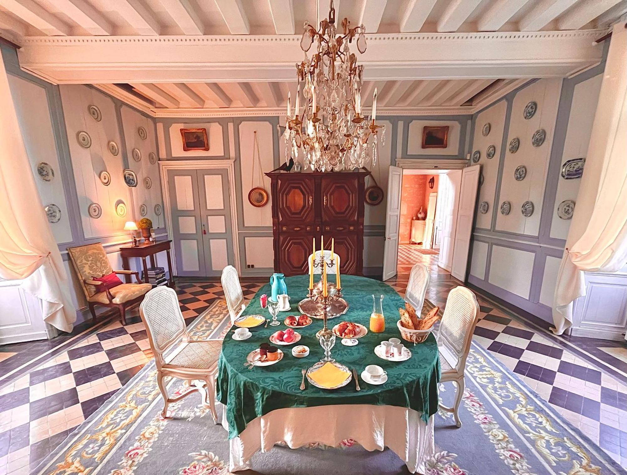 Chateau De Cadouzan Saint-Dolay Luaran gambar